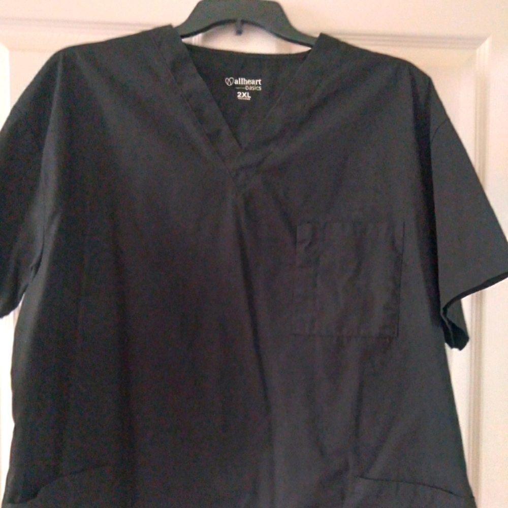 Scrub top